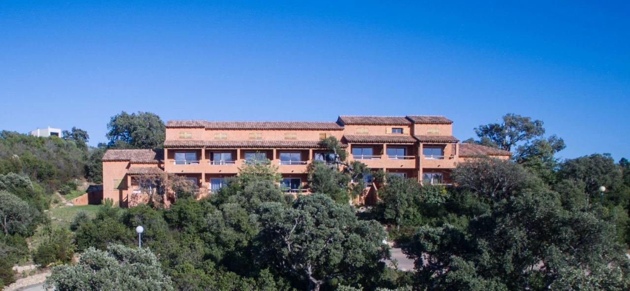 Complesso Residenziale Marina Di Pinarello Aparthotel Pinarellu  Bagian luar foto